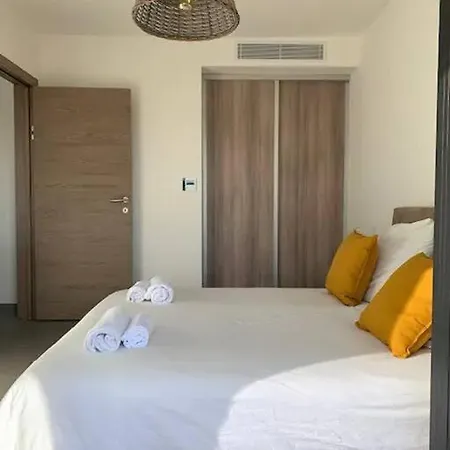 Domaine D'arca Eluard 02- Porto-vecchio - Rez De Jardin - 2 à 4 Pers *